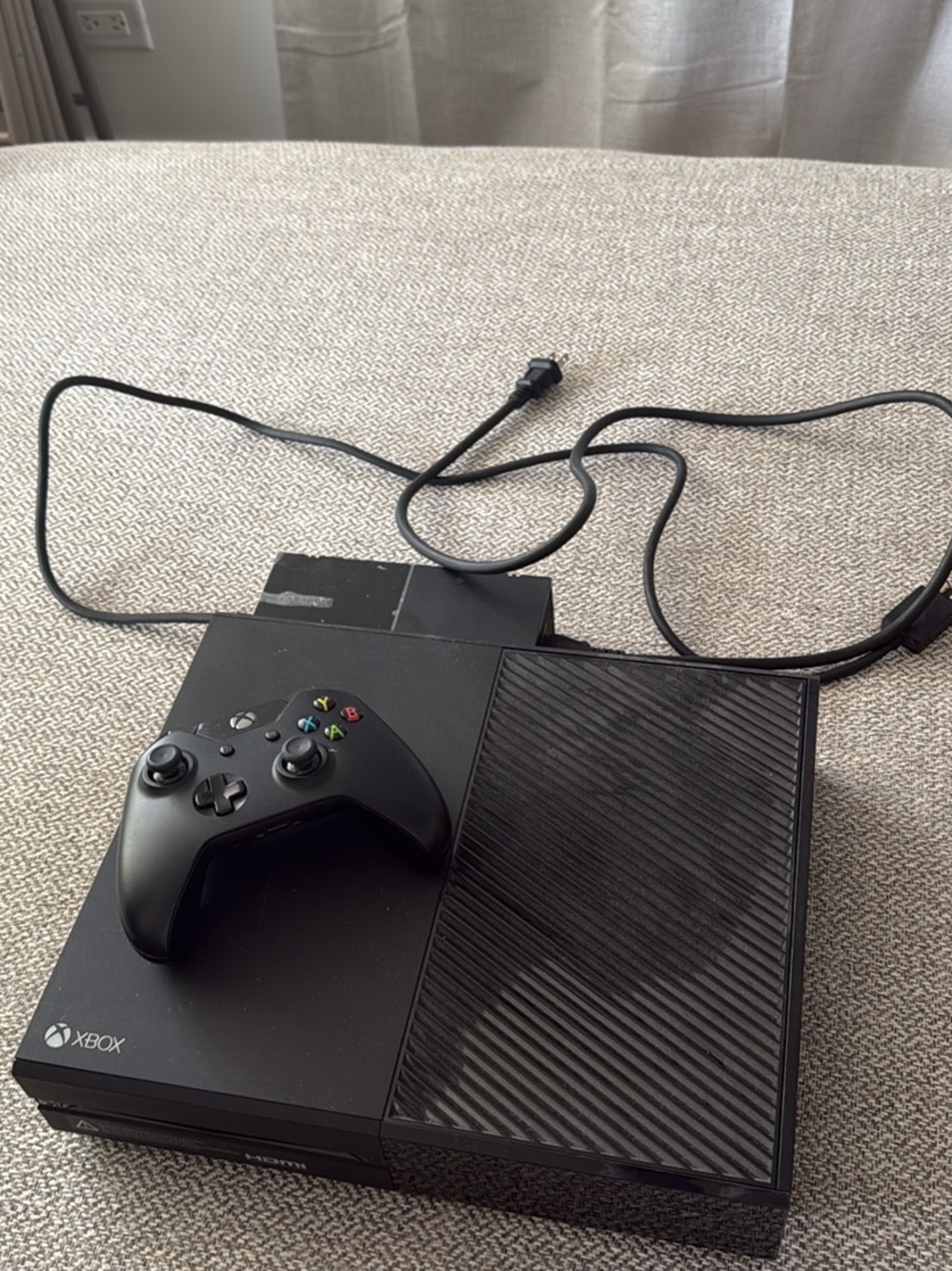 Xbox one with battery controller with HDMI and power cable